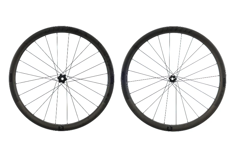 Reynolds Assault Carbon Tubeless 700c Wheelset