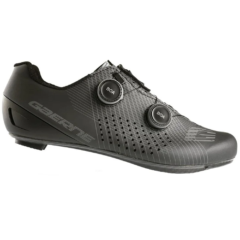 cycling clothing with warm layers-Scarpe Gaerne Fuga - Nero