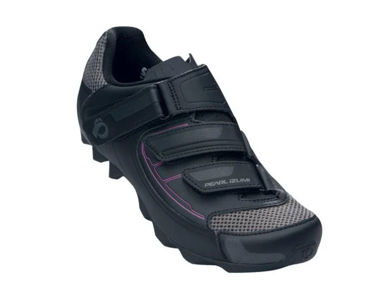 cycling clothing with clean lines-Pearl Izumi All-Road III Road Shoe - Womens - Black