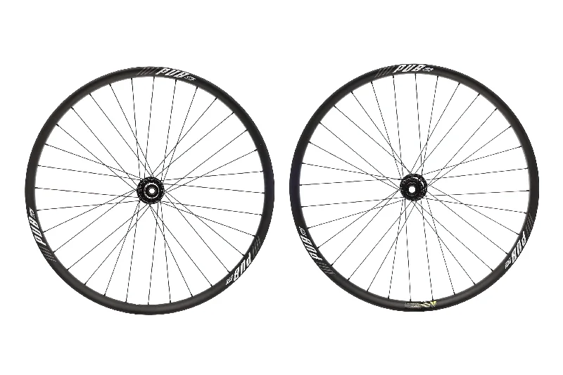 Pub 738 Carbon Tubeless 27.5" Wheelset