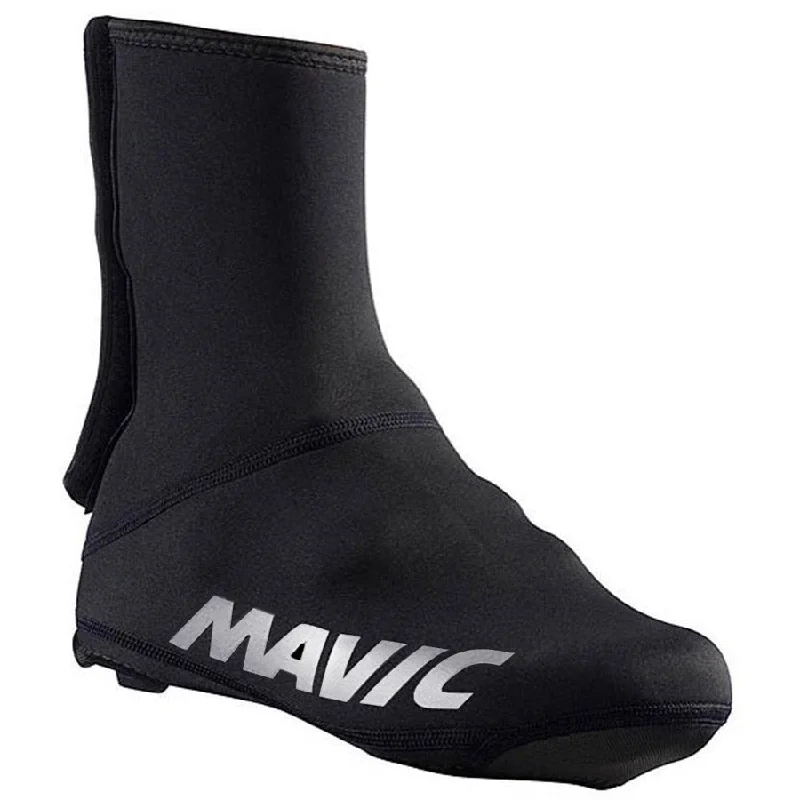 cycling clothing with light vents-Copriscarpe Mavic Essential H2O - Nero