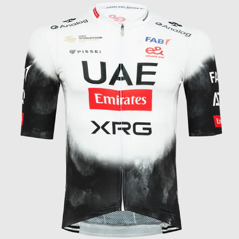 organic cycling clothing materials-Maglia Pissei UAE Team Emirates 2025