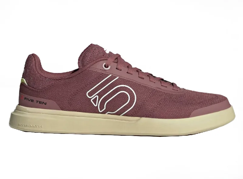 cycling clothing with squad hues-Five Ten Sleuth DLX Canvas Flat Pedal Shoe - Womens - Quiet Crimson-White-Sandy Beige - 2022