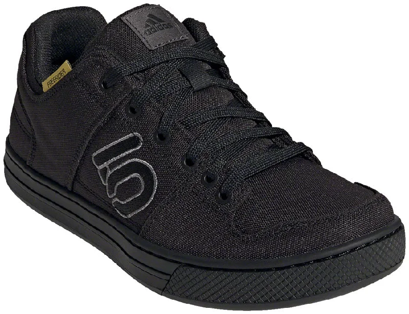 cycling clothing for dash riders-Five Ten Five Ten Freerider Canvas Flat Shoe - Men's, Core Black/DGH Solid Grey/Grey Five